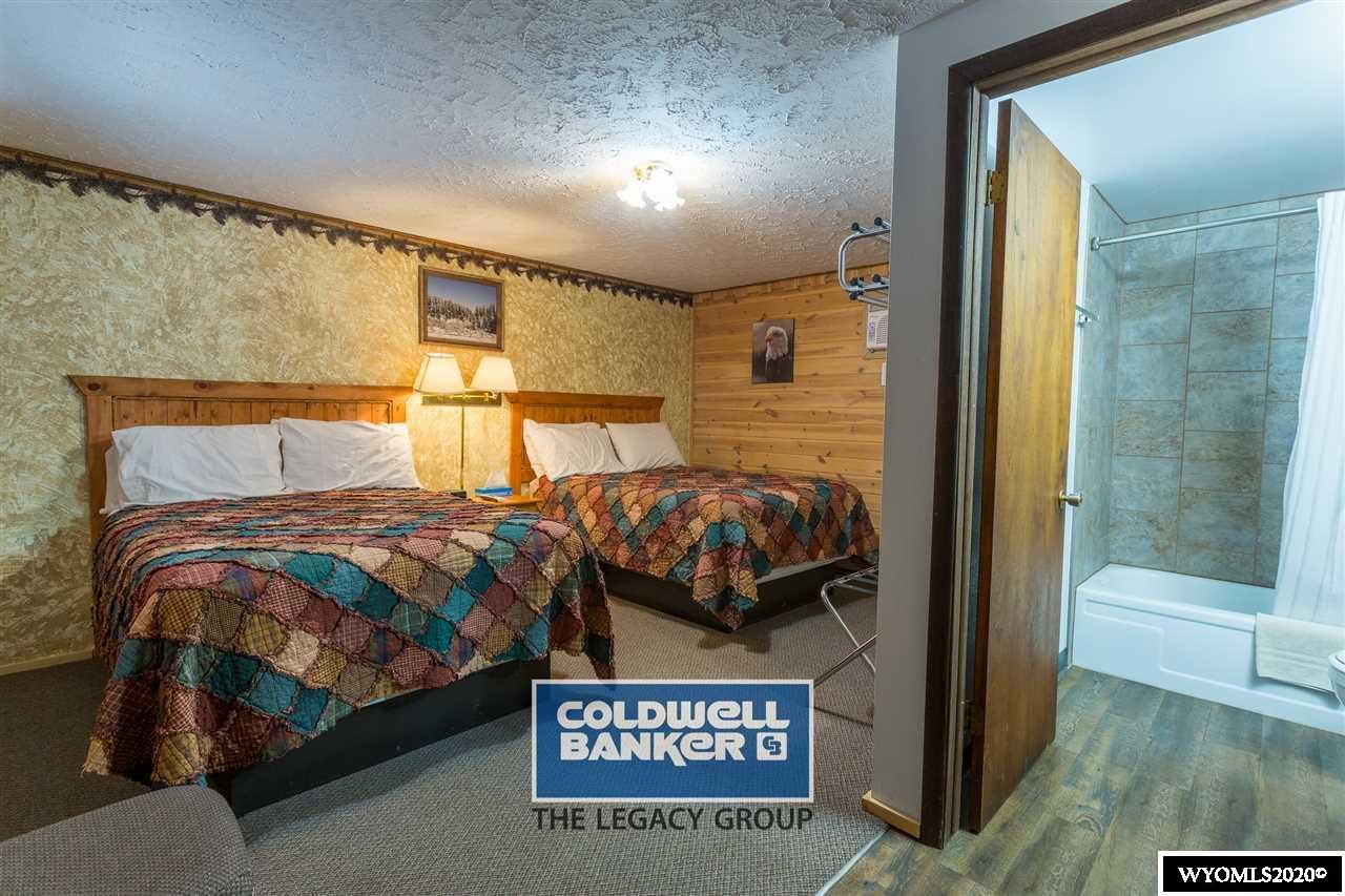 202 Main St, Hulett, WY 82720